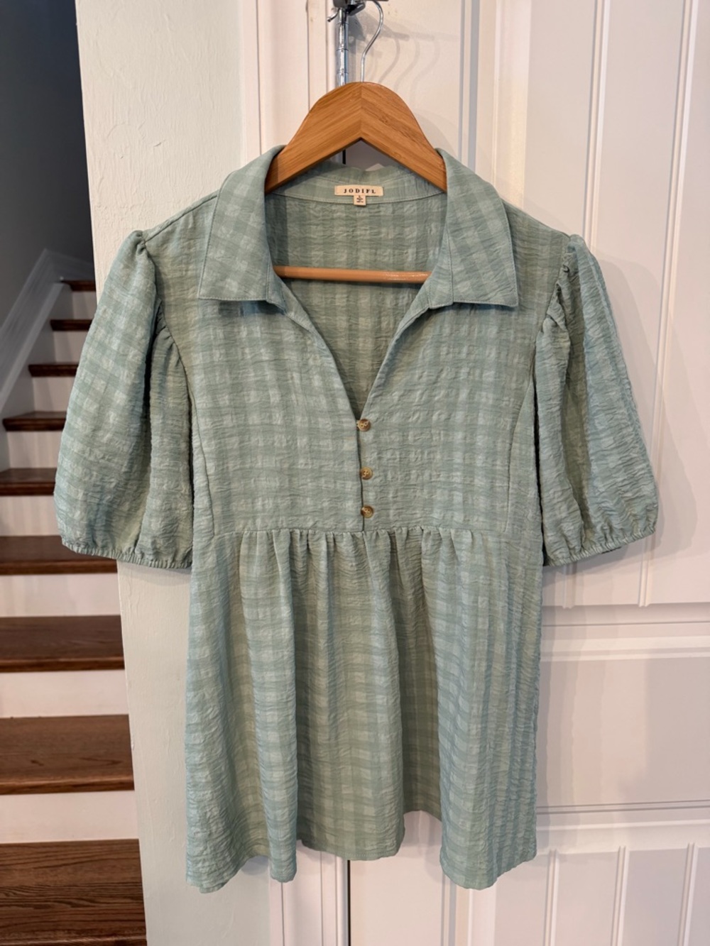 Jodifl Sage Green Textured Puff Sleeve Babydoll Top Large
